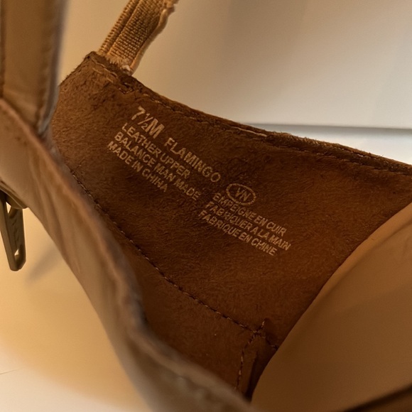 Aerosoles sandals - Size 7.5 - Picture 4 of 6